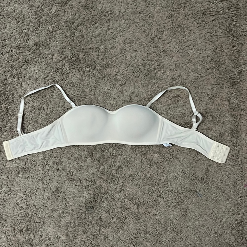 neud strap or strapless bra